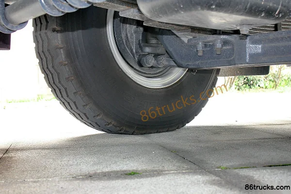 SAIC Hongyan Genlyon C100 Heavy Truck 480hp 6X4(10 wheels) Heavy Haul Tractor Truck Chassis (2) | 86Trucks
