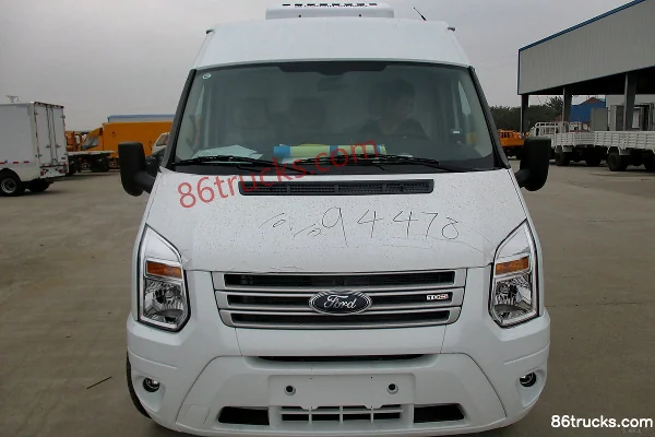 JMC New Generation Transit 140hp 4X2(6 wheels) Enclosed Refrigerated Truck Exterior (2) | 86Trucks