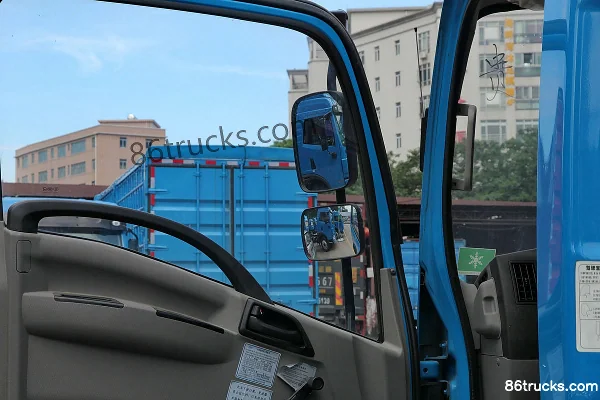 FAW Jiefang Hu V 124hp 4X2(6 wheels) 3300 Wheelbase Single Row Light Truck Chassis Cab (2) | 86Trucks