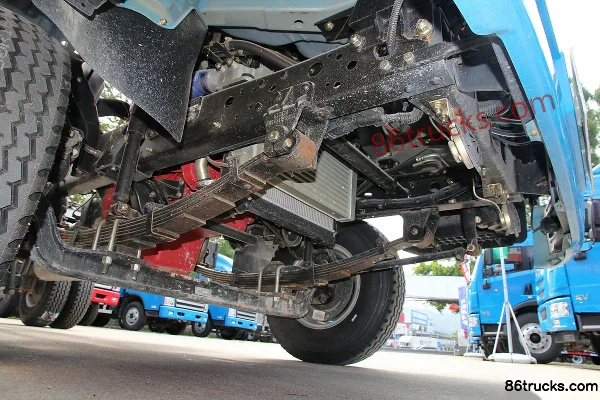 FAW Jiefang Hu V 124hp 4X2(6 wheels) 3300 Wheelbase Single Row Light Truck Chassis (3) | 86Trucks