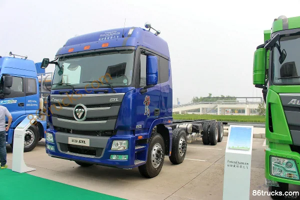 Foton Auman GTL série 6 poids lourd version super puissante type composite 310 ch 8X4(12 roues) châssis de camion porteur à cabine avec couc