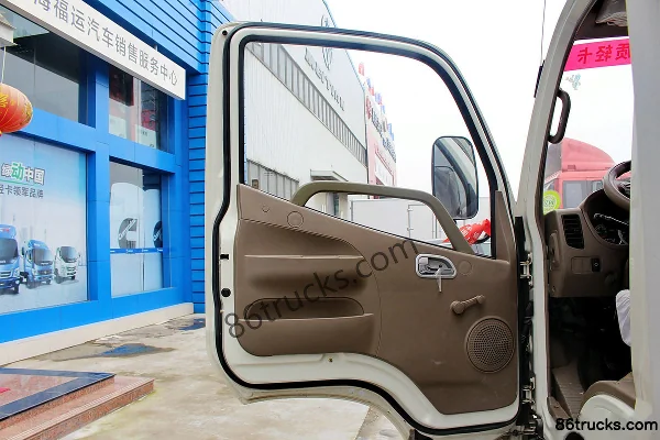 Foton Aoling CTX 118 hp 4X2(6 wheels) 4.165m single-row van light truck Cab (1) | 86Trucks