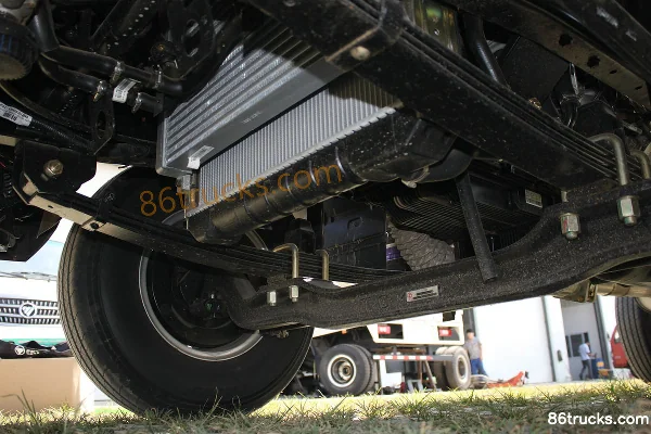 Foton Aumark 3 série 143 ch 4X2(6 roues) châssis camion léger 4,165 m cabine simple (3) | 86Trucks