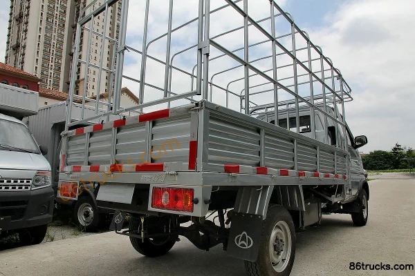 Ankai Shenqi T20 2020 Standard Edition 1.5L 116 hp 4X2(6 wheels) Gasoline 3.3m Single Row Stake Truck (China VI) Body (3) | 86Trucks