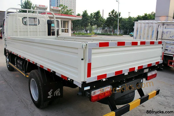 Dongfeng Duolika D6 115 hp 4X2(6 wheels) 4.15m Single Row Flatbed Light Truck Body (2) | 86Trucks
