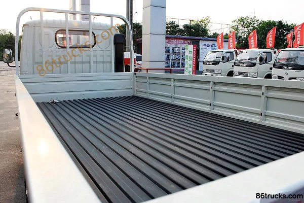 Dongfeng Duolika D5 68hp 4X2(6 wheels) 3.4m single-row flatbed light truck Body (3) | 86Trucks