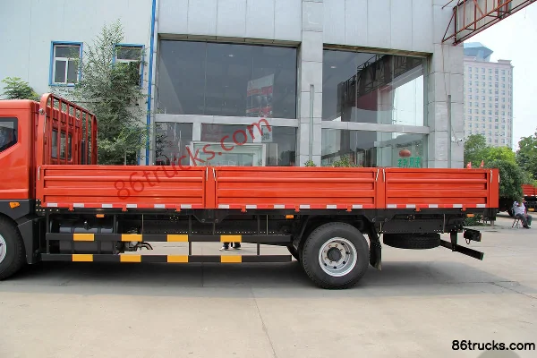 Dongfeng Dolica D9 camion moyen 160 ch 4X2(6 roues) camion porteur à ridelles 6,8 m (8 vitesses) Carrosserie (1) | 86Trucks