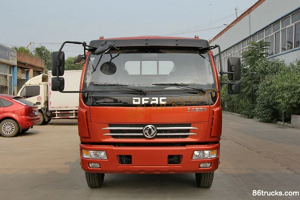 Dongfeng Duolika D8 Super Power 200 hp 4X2(6 wheels) 5.18m Crew Cab Flatbed Cargo Truck Exterior (2) | 86Trucks