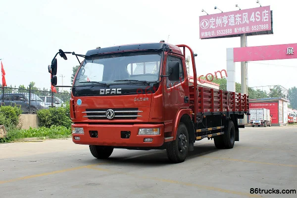 Dongfeng Duolika D7 129hp 4X2(6 wheels) 5.1m single-row flatbed light truck Exterior (3) | 86Trucks