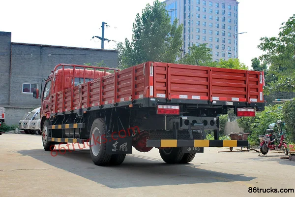 Dongfeng Kaipute C 140hp 4X2(6 wheels) 6.2m Extended Cab Flatbed Light Truck Exterior (3) | 86Trucks