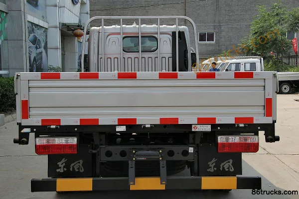 Dongfeng Kaipute N280 116hp 4X2(6 wheels) 4.13m single-row flatbed light truck Body (3) | 86Trucks