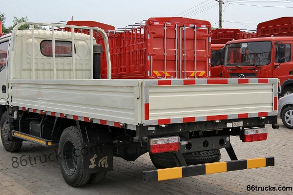 Dongfeng Duolika D5 68 ch 4X2(6 roues) 3.8 m Cabine simple plateau camion léger Carrosserie (3) | 86Trucks
