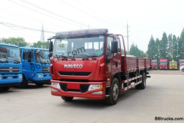 Yuejin Chaoyue C500-52 180hp 4X2(6 wheels) 6.685m semi-panel flatbed cargo truck Exterior (3) | 86Trucks