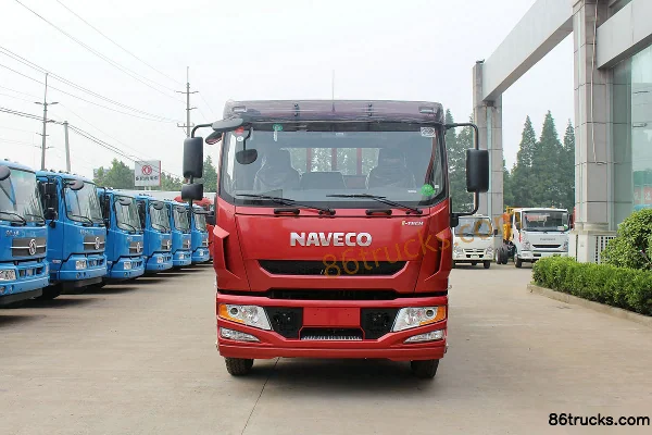 Yuejin Chaoyue C500-52 180hp 4X2(6 wheels) 6.685m semi-panel flatbed cargo truck Exterior (2) | 86Trucks