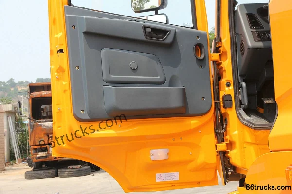 Hualing Hanma Heavy Truck 345 hp 6X4(10 wheels) Tractor Truck Cab (3) | 86Trucks