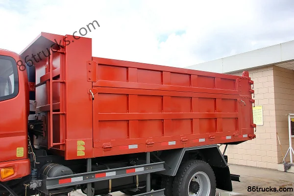Shijun Skat Light Truck 130 hp 4X2(6 wheels) 4m Dump Truck Body (1) | 86Trucks