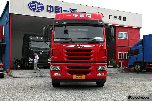 FAW Jiefang Qingdao Han V2.0 10.5L LNG 430 hp 4X2(6 wheels) Fast Gear 12-Speed Tractor Truck Exterior (2) | 86Trucks
