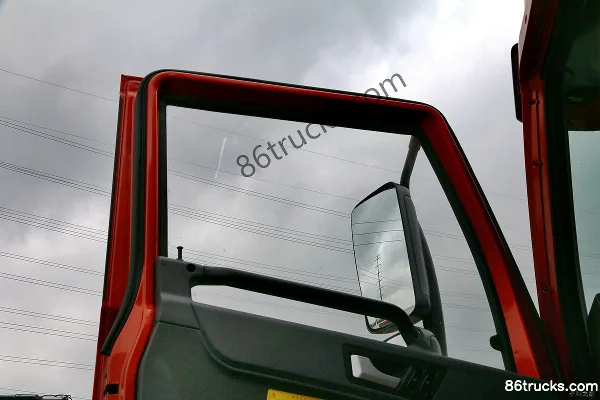 FAW Jiefang Qingdao TianV Heavy Truck Version Froid 375 ch 6X4(10 roues) Tracteur routier Cabine (2) | 86Trucks