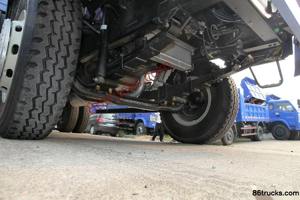 Sinotruk HOWO MANH3 160ch 4X2(6 roues) 4,5m camion benne (457D)(130 simple vérin) Châssis (3) | 86Trucks