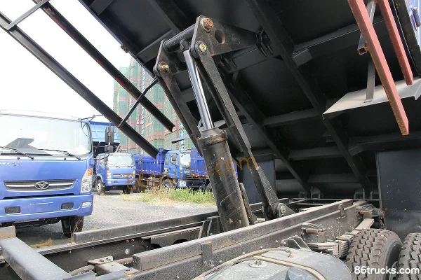 Sinotruk HOWO MANH3 160ch 4X2(6 roues) 4,5m camion benne (457D)(130 simple vérin) Carrosserie (3) | 86Trucks