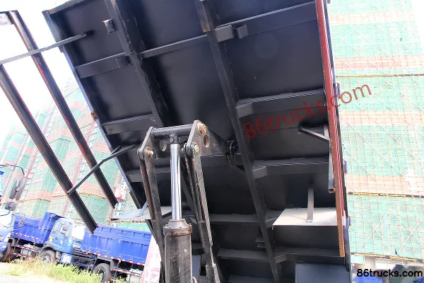 Sinotruk HOWO MANH3 160ch 4X2(6 roues) 4,5m camion benne (457D)(130 simple vérin) Carrosserie (2) | 86Trucks