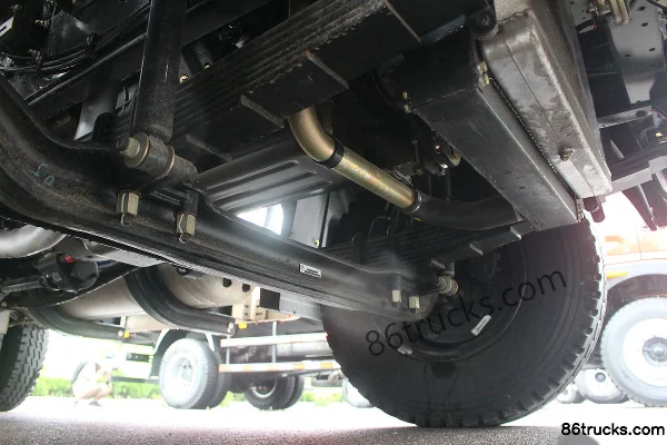 Foton Ruivo Q5 141 ch 4X2(6 roues) camion à ordures compacteur Châssis (3) | 86Trucks