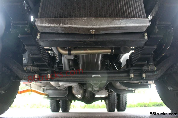 Foton Ruivo Q5 141 ch 4X2(6 roues) camion à ordures compacteur Châssis (2) | 86Trucks