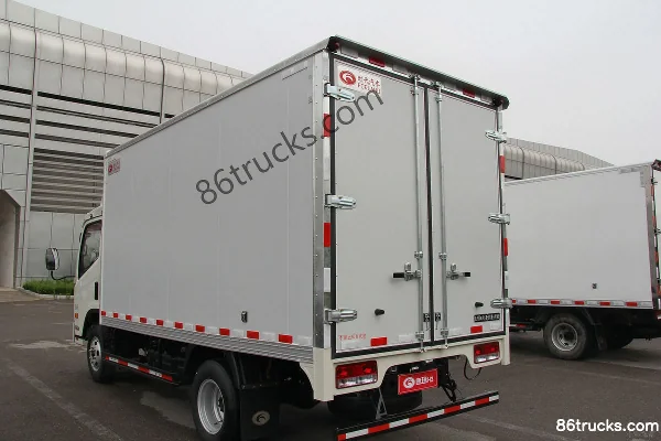 Foton Forland Kangrui H2 108 hp 4X2(6 wheels) 4.15m Single Row Van Light Truck Body (2) | 86Trucks