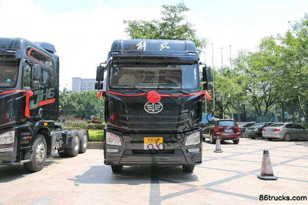 FAW Jiefang Qingdao JH6 poids lourd 460 ch 6X4(10 roues) tracteur routier Extérieur (2) | 86Trucks