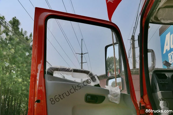 Dongfeng Teshang 140 ch 4X2(6 roues) camion léger plateau cabine avancée 3,9 m (EQ1040GF) (2) | 86Trucks