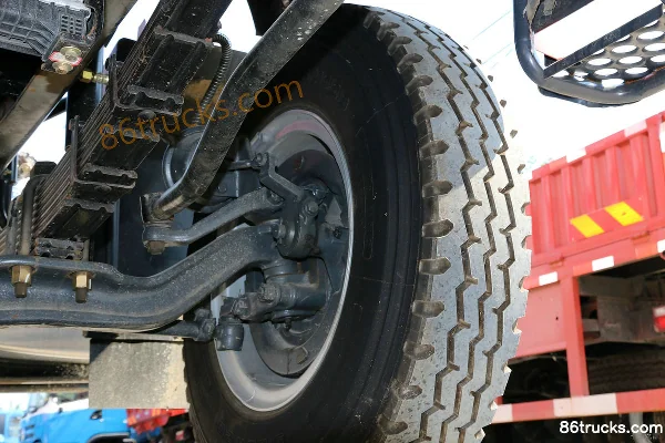 Dongfeng Teshang 140 ch 4X2(6 roues) camion léger plateau cabine avancée 3,9 m (EQ1040GF) Châssis (2) | 86Trucks