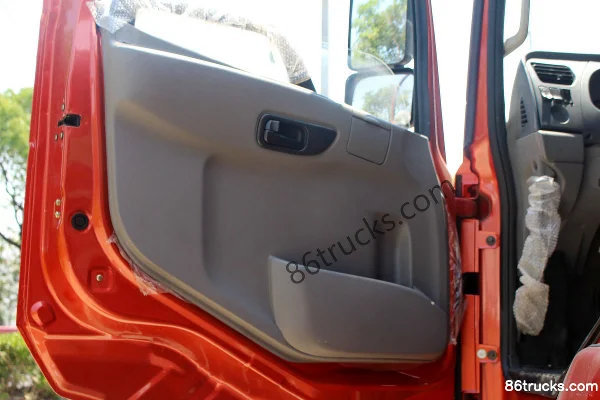 Dongfeng Tesun 120 hp 4X2(6 wheels) 4.2m Dump Truck (EQ3040GF) Cab (3) | 86Trucks