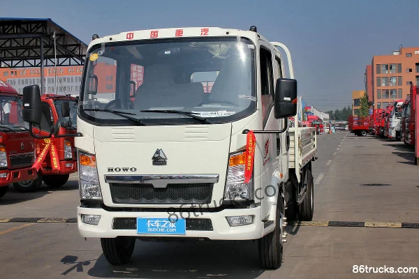 Sinotruk HOWO Hanjun 102 hp 4X2(6 wheels) 3.2m double-row flatbed light truck Exterior (3) | 86Trucks