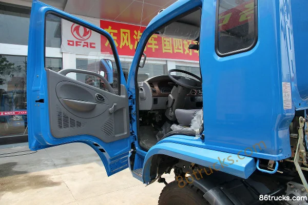Dongfeng Lituo 4100 102 hp 4X2(6 wheels) 3.8m dump truck Cab (3) | 86Trucks