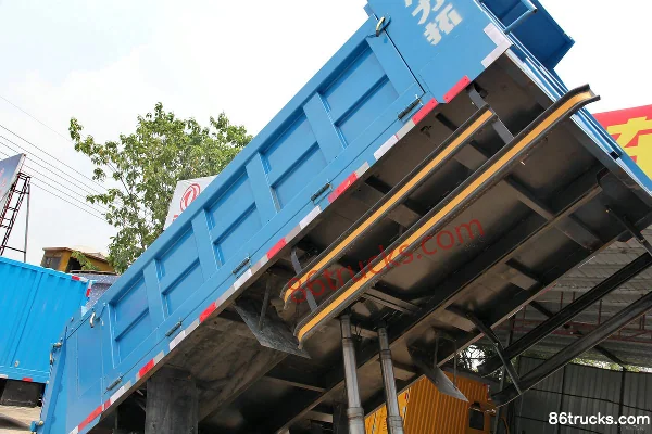 Dongfeng Lituo 4100 102 hp 4X2(6 wheels) 3.8m dump truck Body (3) | 86Trucks