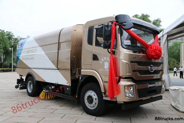 BYD T8 16 tonnes camion balayeur-laveur électrique pur (Hualin) 4X2(6 roues) Extérieur