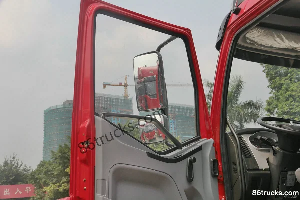 FAW Jiefang J6L Medium Truck 220 hp 4X2(6 wheels) Tractor Truck Cab (2) | 86Trucks
