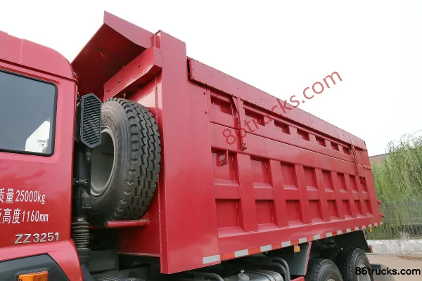 Sinotruk Steyr M5G camion lourd 340 ch 6X4(10 roues) camion benne 6,2 m Carrosserie (1) | 86Trucks
