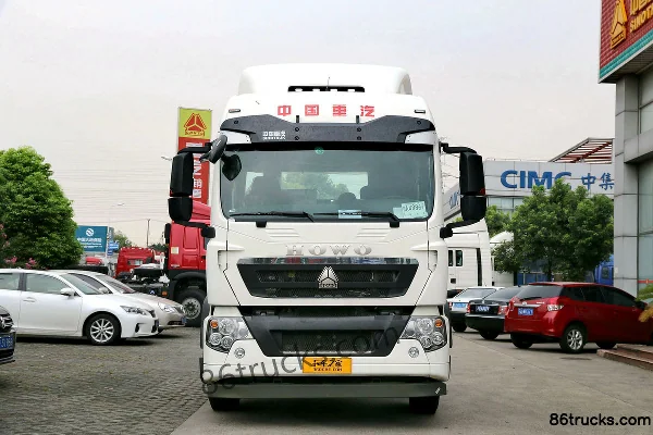 Sinotruk HOWO T5G Heavy Truck 280 hp 6X2(8 wheels) Cargo Truck Chassis Exterior (2) | 86Trucks