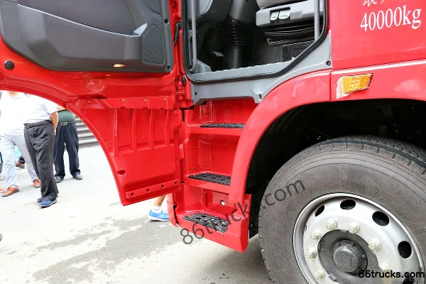 XCMG Hanfeng G7 420 hp 6X4(10 wheels) Tractor Truck Cab (3) | 86Trucks