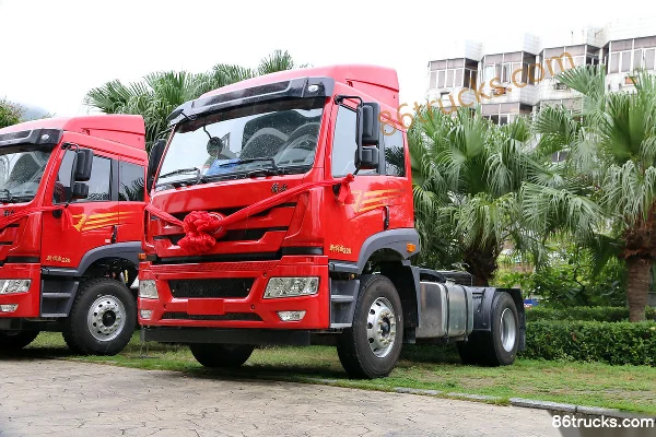 FAW Jiefang Qingdao New Hanwei J5M Heavy Truck 220 hp 4X2(6 wheels) Tractor Truck (Xichai) Exterior (3) | 86Trucks