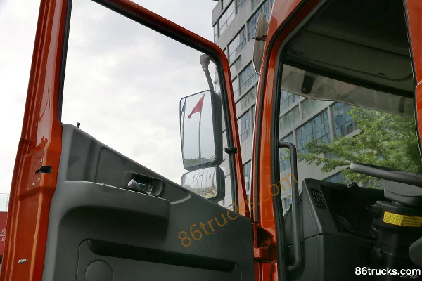 Union Truck V290 Heavy Truck 290 hp 4X2(6 wheels) Tractor Truck Cab (2) | 86Trucks