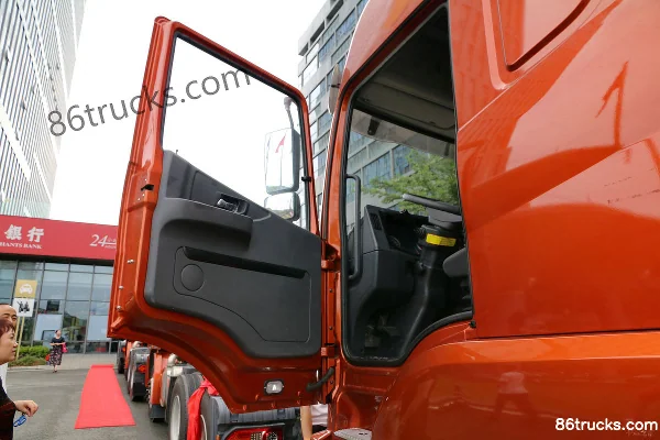 Union Truck V290 Heavy Truck 290 hp 4X2(6 wheels) Tractor Truck Cab (1) | 86Trucks