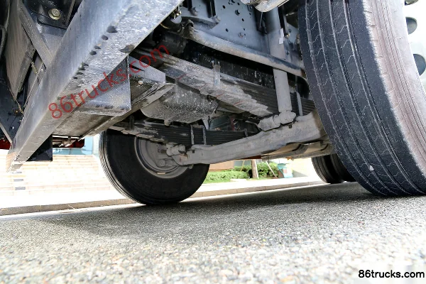 Union Truck V290 Heavy Truck 290 hp 4X2(6 wheels) Tractor Truck Chassis (2) | 86Trucks
