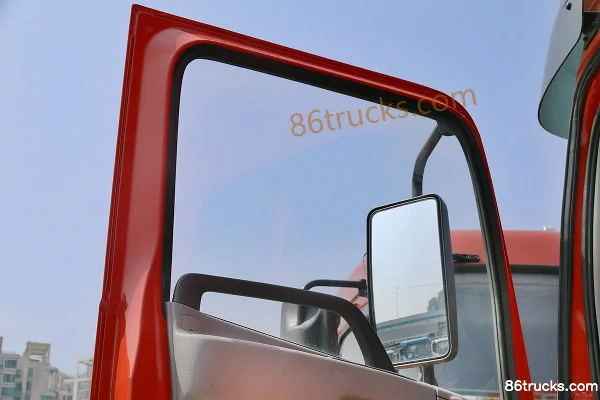 Dongfeng Commercial Vehicle Tianlong tracteur routier 290 ch 4X2(6 roues) Cabine (3) | 86Trucks