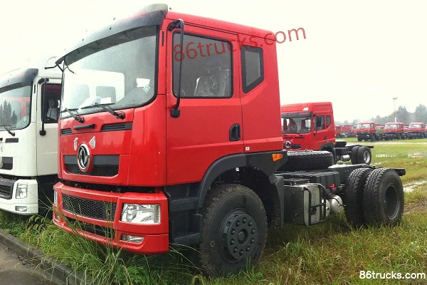Dongfeng Heavy Truck 290 hp 4X2(6 wheels) Tractor Truck Exterior (3) | 86Trucks