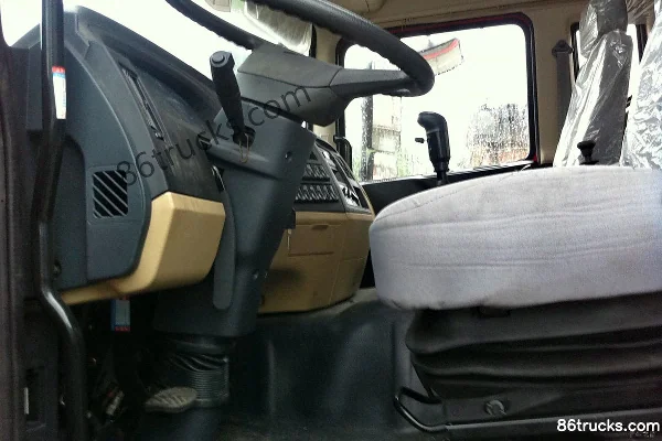 Dongfeng Heavy Truck 290 hp 4X2(6 wheels) Tractor Truck Cab (1) | 86Trucks