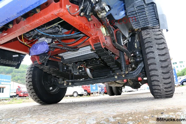 Sinotruk Wangpai série 7 camion benne 116 ch 4X2(6 roues) 4,1 m (avec boîte de vitesses auxiliaire) Châssis (3) | 86Trucks