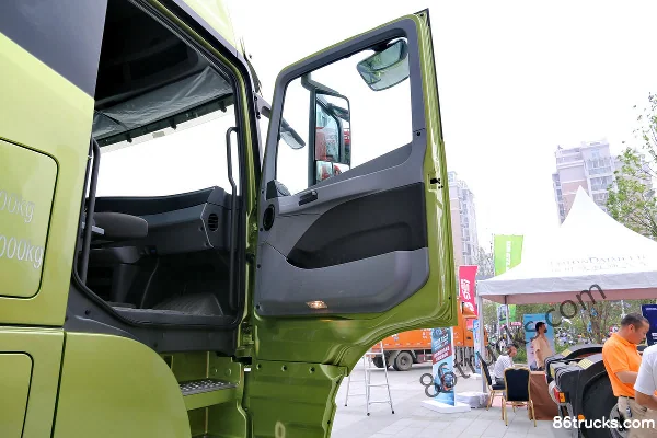 Foton Auman GTL 6 série poids lourd Super Power 460 ch 6X4(10 roues) tracteur routier (vert) Cabine (1) | 86Trucks