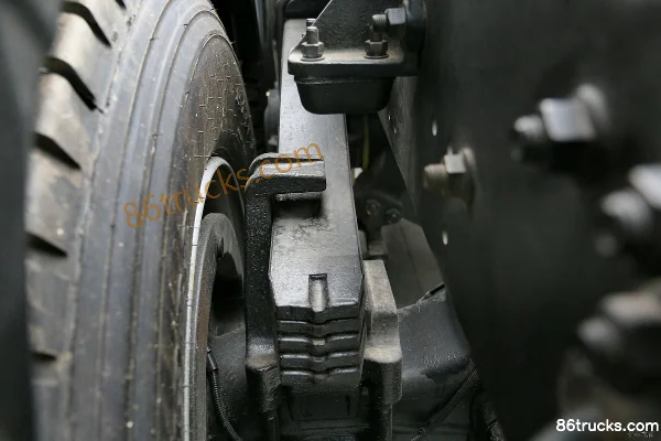Foton Auman GTL 6 série poids lourd Super Power 460 ch 6X4(10 roues) tracteur routier (vert) Châssis (2) | 86Trucks